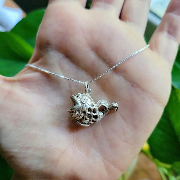 Vintage Sterling Silver Fish Necklace - Picture 5 of 8
